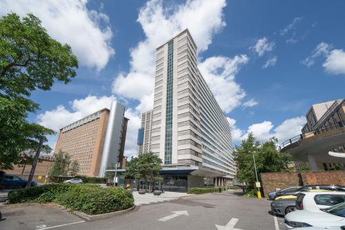 Southern House, Wellesley Grove, Croydon, CR9