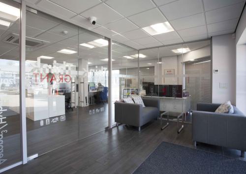 8a Hopton House, Hopton Industrial Estate, Devizes, SN10