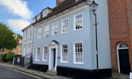 Hollybrook House, 4 East Pallant, Chichester, PO19