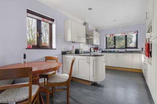 4 Sadlers Close, Hardwick, Cambridge, CB23