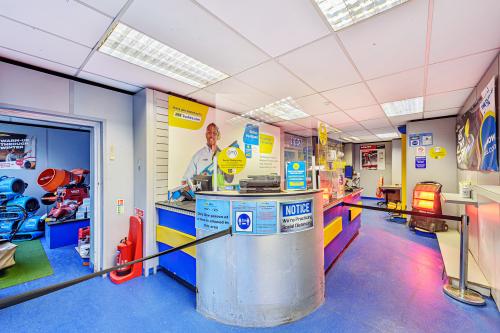 342-344 King Street, Hammersmith, London, W6