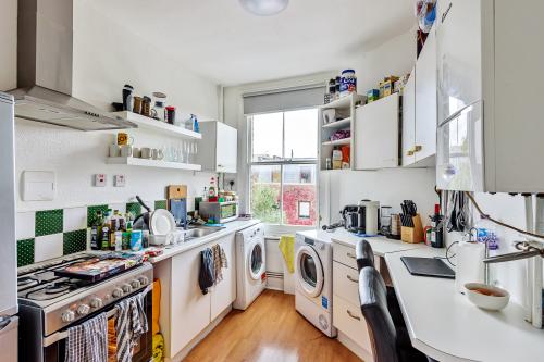 342-344 King Street, Hammersmith, London, W6