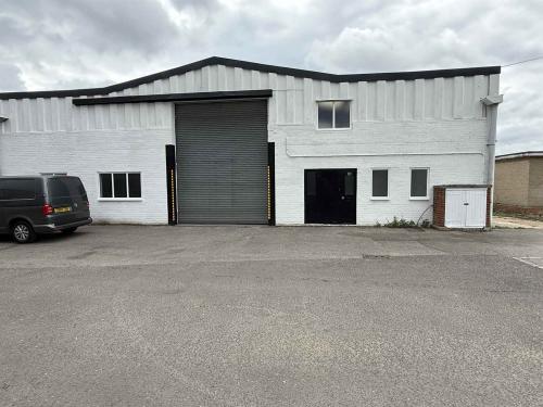 11F, Hoo Industrial Estate, Vicarage Lane, Rochester, ME3