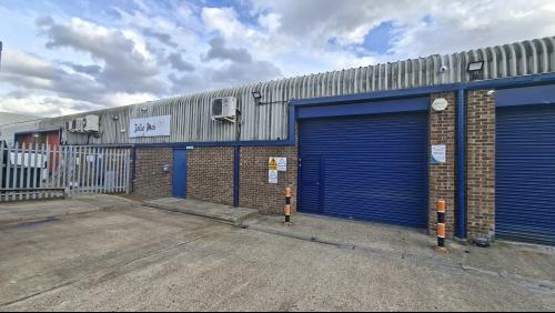 Unit 17, Newlands End, Laindon, Basildon, SS15