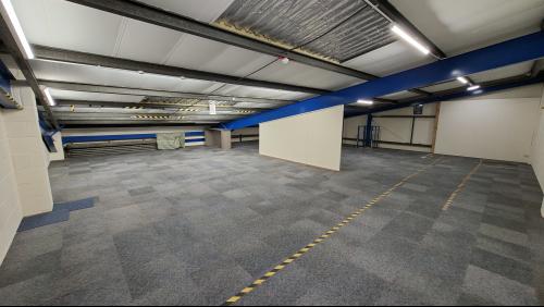 Unit 17, Newlands End, Laindon, Basildon, SS15