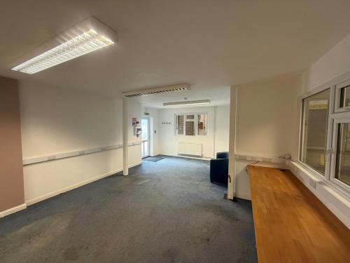 Unit 5 Ingoldmells Court, Leafield Industrial Estate, Corsham, SN13