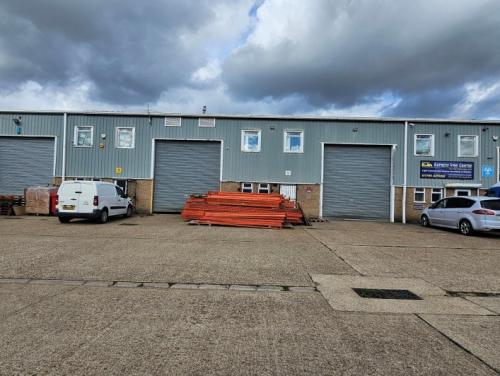 Unit 8, Castleacres Industrial Park, Castle Road, Sittingbourne, ME10