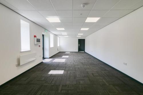 Units 6 & 7, Chalcroft Business Park, Burnetts Lane, West End, Southampton, SO30