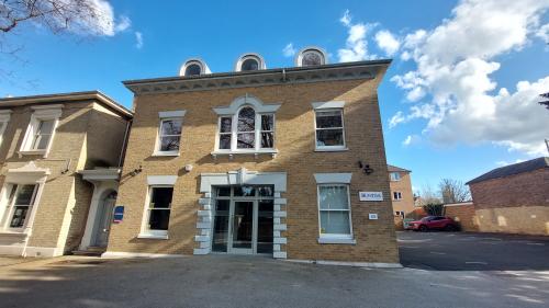115 New London Road, Chelmsford, CM2