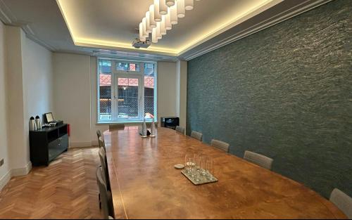 Alliance House, 12 Caxton Street, Westminster, London, SW1H