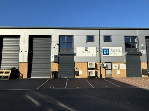 Unit 17 Axis 31, Woolsbridge Industrial Park, Oak Field Road, Three Legged Cross, Woolsbridge, BH21