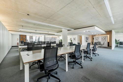 Unit B North Gainsborough Studios, 1 Poole Street, Shoreditch, London, N1