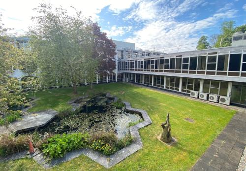 East Building Crawley Court, Peach Hill Lane, Crawley, Winchester, SO21