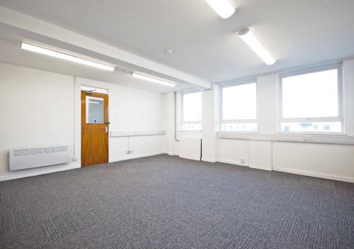 units 4&5, Walworth Industrial Estate, Crown Way, Andover, SP10