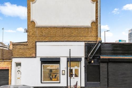 Unit 2, 296 Seven Sisters Road, 296 Seven Sisters Road, Finsbury Park, London, N4