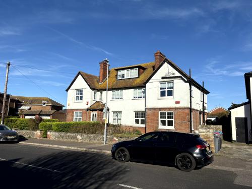 Buckthorne, Cliff Road, Birchington, CT7