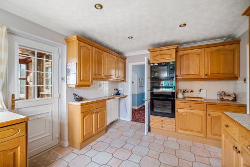 The Hawthorns, 1 The Paddocks, Potterhanworth, Lincoln, LN4
