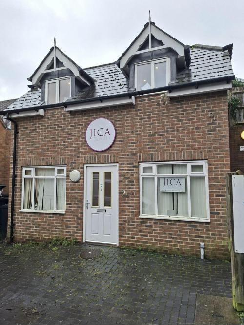 10 Haskells Yard, Godalming, GU7