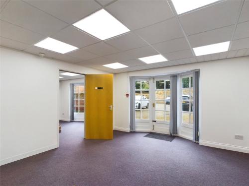 White Horse Yard, Watling Street, Towcester, NN12