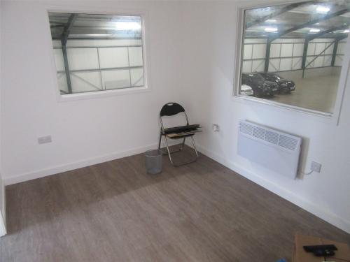 Unit 7, Vicarage Farm Business Park, Brington Road, Flore, Northampton, NN7