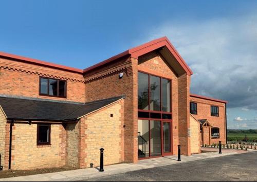 Unit 6 The Old Yard, Lodge Farm Business Centre, Milton Keynes, MK19