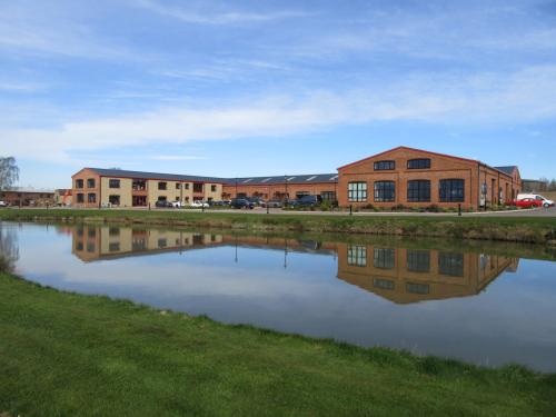 Unit 6 The Old Yard, Lodge Farm Business Centre, Milton Keynes, MK19