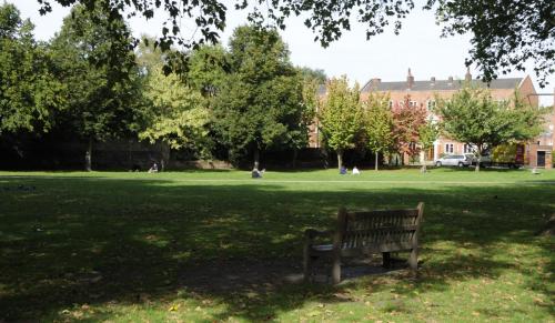 Onslow Hall, Little Green, Richmond, TW9