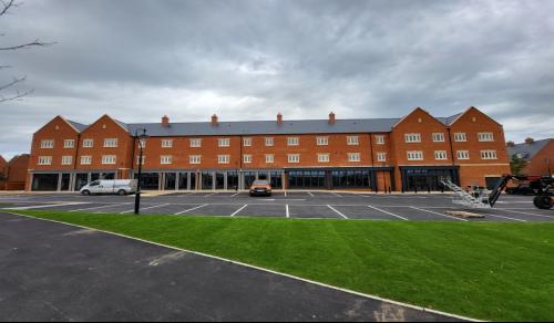 Unit 5, Radstone Fields Local Centre, Poppyfields Way, Brackley, NN13