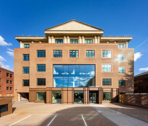 46 Clarendon Road, Watford, WD17