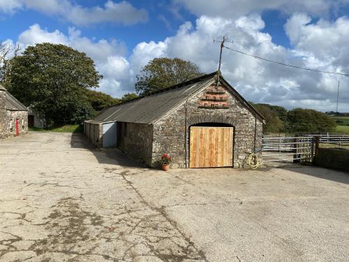 217 Acres Henne Fawr, Clarbeston Road, Tufton, Haverfordwest, SA63