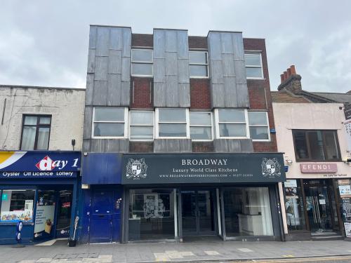 FF & SF, 98 High Street, Brentwood, CM14