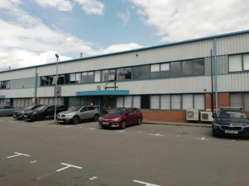 Unit 2, The Maple Centre, Downmill Road, Bracknell, RG12