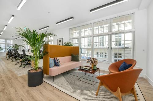 15 King Street, St James, London, SW1A