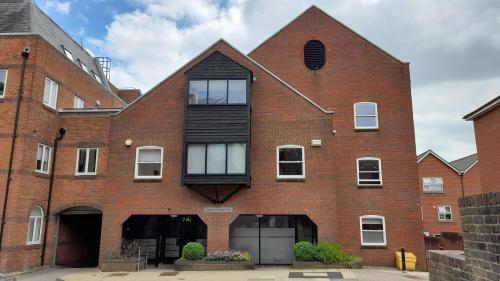Star Lane House, Staple Gardens, Winchester, SO23