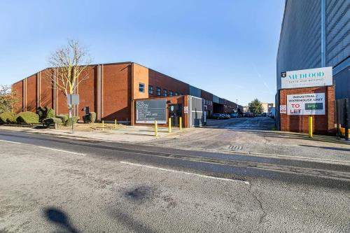 Unit 1, Royal London Estate, 29-35 North Acton Road, Park Royal, London, NW10