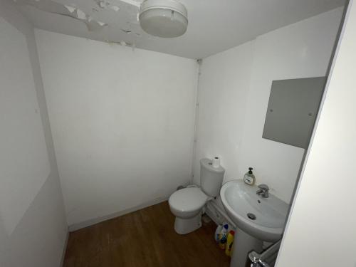 Unit 30, The Arcade, Bristol, BS1