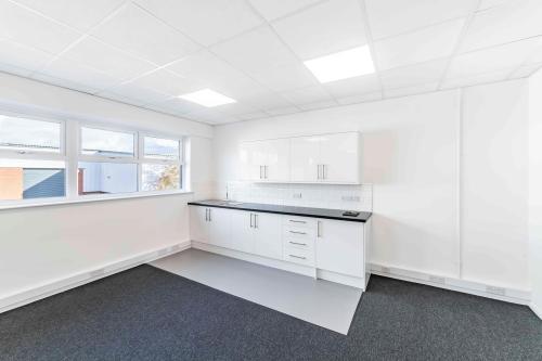 Unit 1, Heron Industrial Estate, Basingstoke Road, Spencers Wood, Reading, RG7