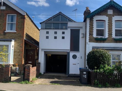 70a Elm Road, Kingston Upon Thames, KT2