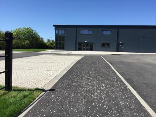 Unit 1, Easter Inch Industrial Estate, Bathgate, EH48