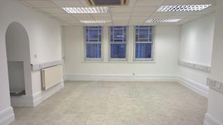 7-11 Cross Street, Reading, RG1