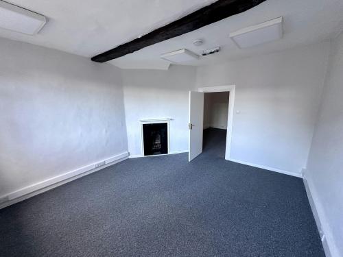 103 High Street, Thame, OX9
