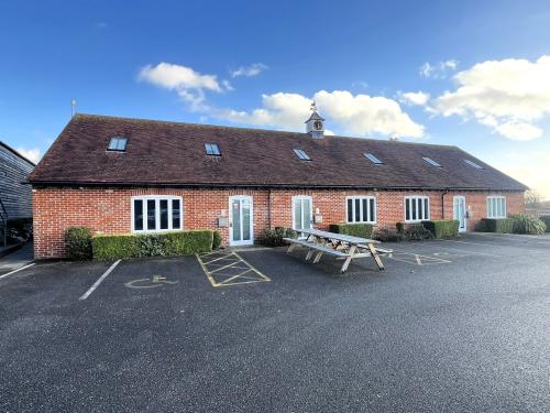 Units 2 & 3 Cock Green, Felsted Business Centre, Felsted, CM6