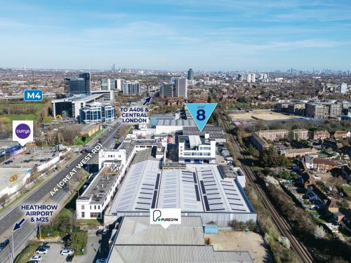 Unit 8, Great West Trading Estate, 983 Great West Road, Brentford, TW8