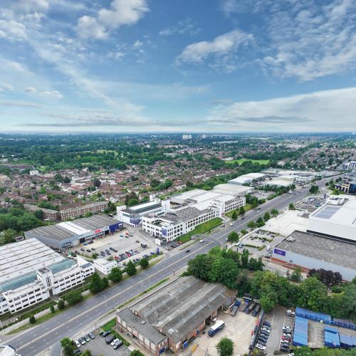 Unit 8, Great West Trading Estate, 983 Great West Road, Brentford, TW8
