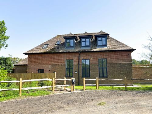Library Court, Ivorys Drive, Cowfold, Horsham, RH13