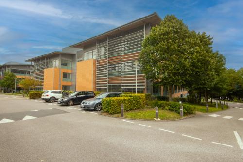 Two City Park, The Droveway, Hove, BN3