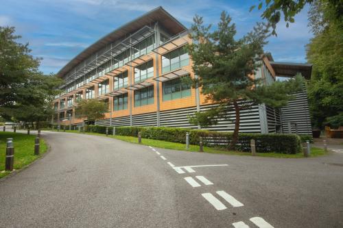 Two City Park, The Droveway, Hove, BN3