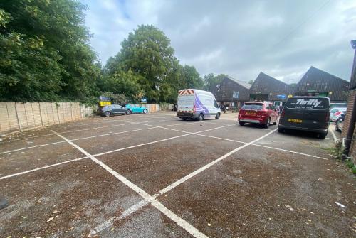 Unit 2 & 9, Northbrook Industrial Estate, Vincent Avenue, Southampton, SO16