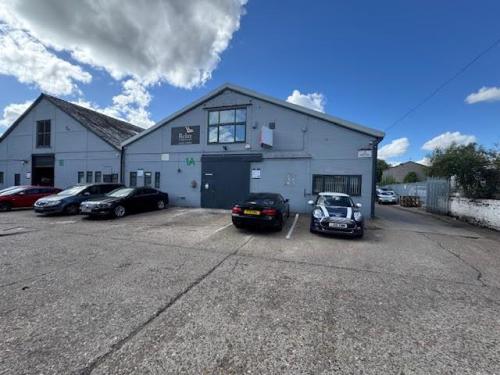 Unit 1A, Abercromby Industrial Estate, Abercromby Avenue, High Wycombe, HP12