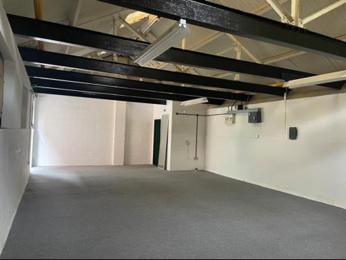Unit 2, Bath Road Business Centre, Bath Road, Devizes, SN10